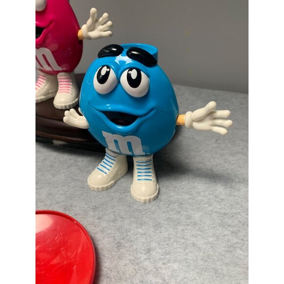 M&Ms Candy Dispensers Pink & Blue Movable Hands Vintage 1990s 2 Belt Clips - Picture 5 of 10
